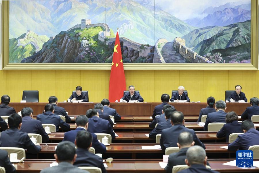 李强在全国安全生产电视电话会议上强调 深入贯彻落实习近平总书记重要指示精神 压紧压实责任 认真排查隐患 狠抓工作落实 坚决遏制各类安全事故多发连发势头